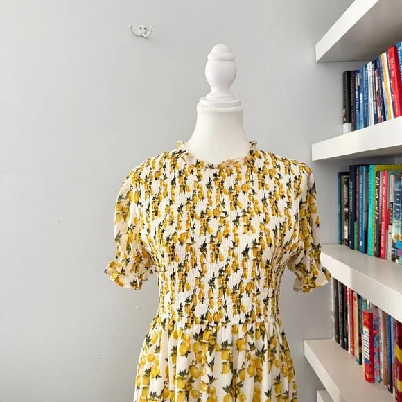 IVY CITY CO Lemon Drop Layered Smocked Maxi Dress puff sleeve Lemon Print Large - Picture 3 of 12